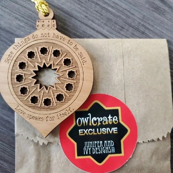 Owlcrate puzzle, rolling pin, and ornament - Picture 3 of 3